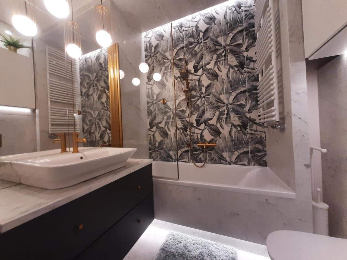 Siedmiogrodzka - Most Handy Location, Aircon & Garage Free Varsovia Exterior foto